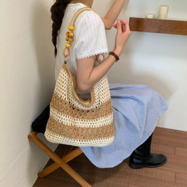 3e2dcaec-4227-4dc6-b22b-88007e03cd49-Max-Origin.jpg Crochet Knit Shoulder Bag