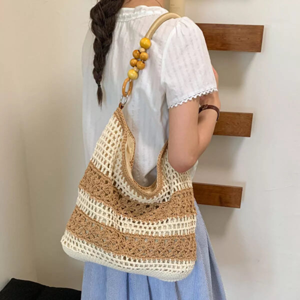 e0c4e39b-298d-49dc-a443-ed03f4efbf6b-Max-Origin.jpg Crochet Knit Shoulder Bag
